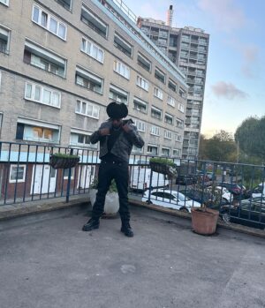 Niska Instagram - Africain rebelle j’ai de la Russie en moi !! 🇷🇺🦅