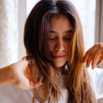 Niti Taylor Instagram - Awesome hair doesn’t happen by accident; it happens when you use the Coconut Milk & Peptides Strength & Shine Haircare Range by @plumgoodness which consists of the Shampoo, Hair Mask and Hair Serum! This shampoo is proven to give *22X softer hair in just 1 wash* and the hair mask & hair serum turn my dull hair to soft & shiny within seconds, controls frizz and smoothens my hair! So switch to soft hair by using this hair care range by Plum Goodness! I have decided to make these a constant in my hair care routine. Aap bhi try karo, & get 22X softer hair in just 1 wash*! Shop from plumgoodness.com or the app! And don’t Forget to Use my coupon code - NITI10 to avail more discounts! #22xSofterHair #TouchFeelBelieve #CoconutHairCare #HaircarewithPlum #PlumGoodness #VeganBeauty #GoodnessThatDelivers
