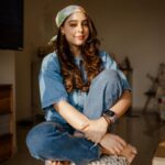 Niti Taylor Instagram - Swipe Right 👉🏻