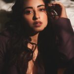Niyati Fatnani Instagram - Looking at you looking at me🤎