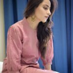 Niyati Fatnani Instagram - Hi there 🌸 Outfit: @kaftanize_clothing Brand pr: @socialpinnaclepr × @styling.your.soul #coord #pink #ootd #fashion #comfy #in #my #skin #niyatifatnani