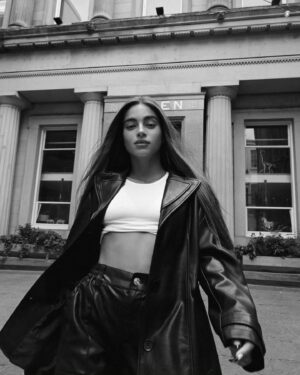 Noa Kirel Instagram - It's always up there, 
U just need to take a look😜👑