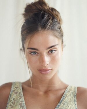 Noa Kirel Instagram - no makeup vibes