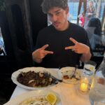 Noah Beck Instagram - don’t mind if i do @whotels @wnyunionsquare #wnyunionsquare