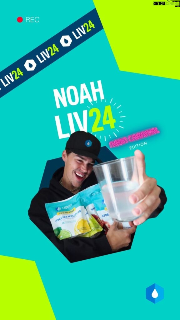 Noah Beck Instagram - 2 words: @noahbeck @neonfestival 🥵🥵🥵🥵 It’s the Weekend 2 energy you need to start festival season off right! Stay hydrated and catch Noah’s LIV24 at the link in bio 💧🍑🕺 #LIVfest