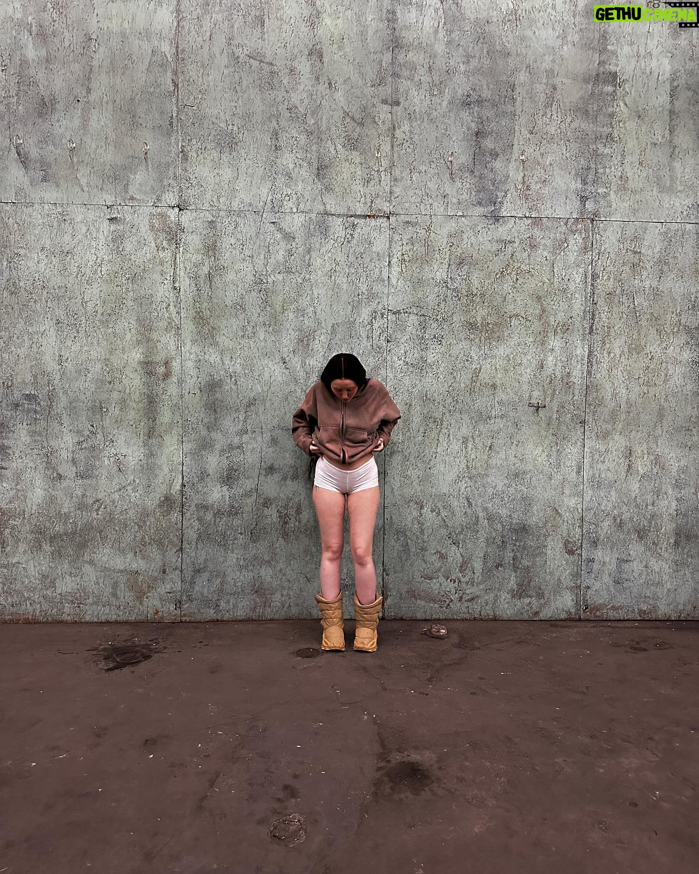 Noah Cyrus - 125.7K Likes - 🕷️