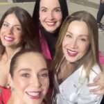 Nohely Arteaga Instagram – Anoche se estrenó la serie Dramáticas y estuvimos presentes para desearles a todos un gran éxito !
Que sea el inicio de muchas producciones 
😀👏👏👏🤩

@villamizarsonia @romeroadriana @anakcasanova @hperezpereira @betancourtaroldo @soyjulierestifo @mimilazod @danielferrerc 

La puedes ver por @venevision 

¿Donde podre ver #Dramáticas si estoy fuera de Venezuela? ¡Llegó la respuesta!

Desde cualquier lugar del mundo podrás disfrutar Dramaticas  esta serie que marca el regreso de la ficción venezolana en @mihispanotv

Tendrás más de 15 mil horas de contenido hecho en Venezuela. Las historias de antes y las nuevas historias con la misma gente.

Entra en mihispano.tv o DESCARGALA YA como Hispanomedios o HispanoTV en tu app store de Android. En pocas horas también estará en tu Apple Store.