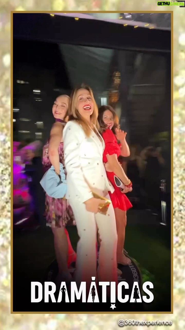 Nohely Arteaga Instagram - Una noche de #Dramaticas . Hoy en el estreno de #Dramáticas con mis queridas @romeroadriana @nohelyarteaga @anakcasanova . Pueden ver la serie desde ya en @venevision y si están fuera de Vzla, descarguen el App , Entra en mihispano.tv o DESCARGALA YA como Hispanomedios o HispanoTV en tu app store de Android. En pocas horas también estará en tu Apple Store. . @360thexperience #telenovelas #estreno #caracas #venezuela