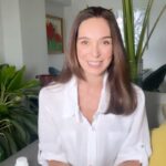 Nohely Arteaga Instagram – Feliz día para todos😁

Llegar a la etapa de madurez implica muchos 
cambios en nuestro organismo. 

Piel seca, cansancio, caída del cabello, calorones, que acaban con nuestra calidad de vida … 

Esta etapa debe ser vivida al máximo como todas
 las que nos ha tocado vivir, disfrutando cada momento—existen terapias naturales que permiten mejorar tu calidad de vida. 

Visita tu Ginecólogo quien te orientará según tus necesidades

Vive está etapa de tu vida a plenitud 
Sin calorones , sin molestias 

@laboratoriosfarma 

 #laboratoriosfarma
 #climasoy #calorones # menopausia