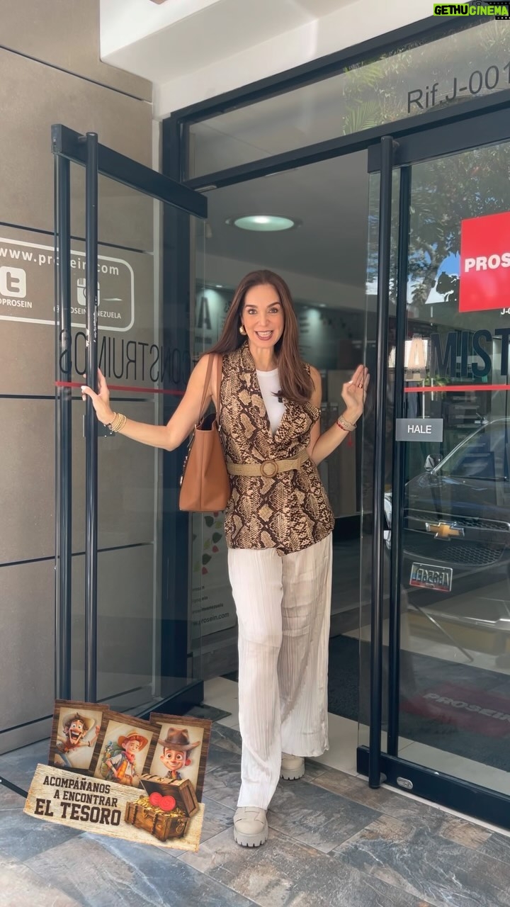 Nohely Arteaga Instagram - En el 2024 Prosein se sumerge en una nueva aventura 🗺️ ¡Encontrar los #PuntosRojos! Sigue las pistas y descubre los tesoros escondidos en cerámicas porcelanatos, griferías y ¡mucho más! 😃 Disfruta de nuestras promociones desde el 22 de enero hasta el 10 de febrero 2024.