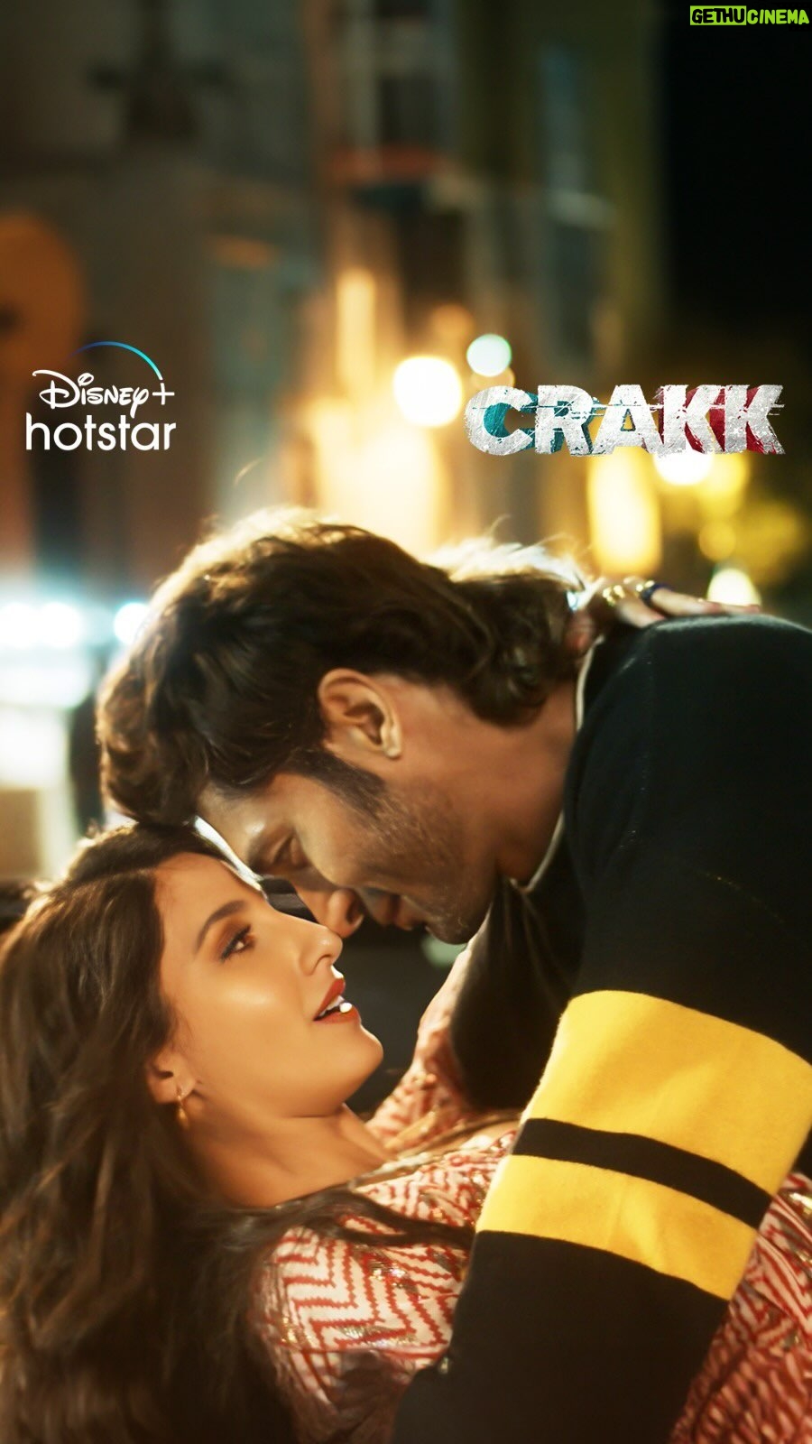Nora Fatehi Instagram - Now that’s what we call a Crakk-ling Chemistry 😍 Crakk - Jeetegaa Toh Jiyegaa! is now streaming. #CrakkOnHotstar @mevidyutjammwal @norafatehi @rampal72 @iamamyjackson @aditya_datt @ankittmohan @its_jamielever @bijayanand @rajendra_shisatkar #ShalakasPawar @abbassayyed77 @actionherofilms @Tseries.official