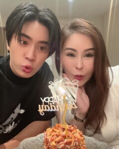 Norawit Titicharoenrak Instagram - Hbd นะม้า best wishes Love you to the moon and back❤️