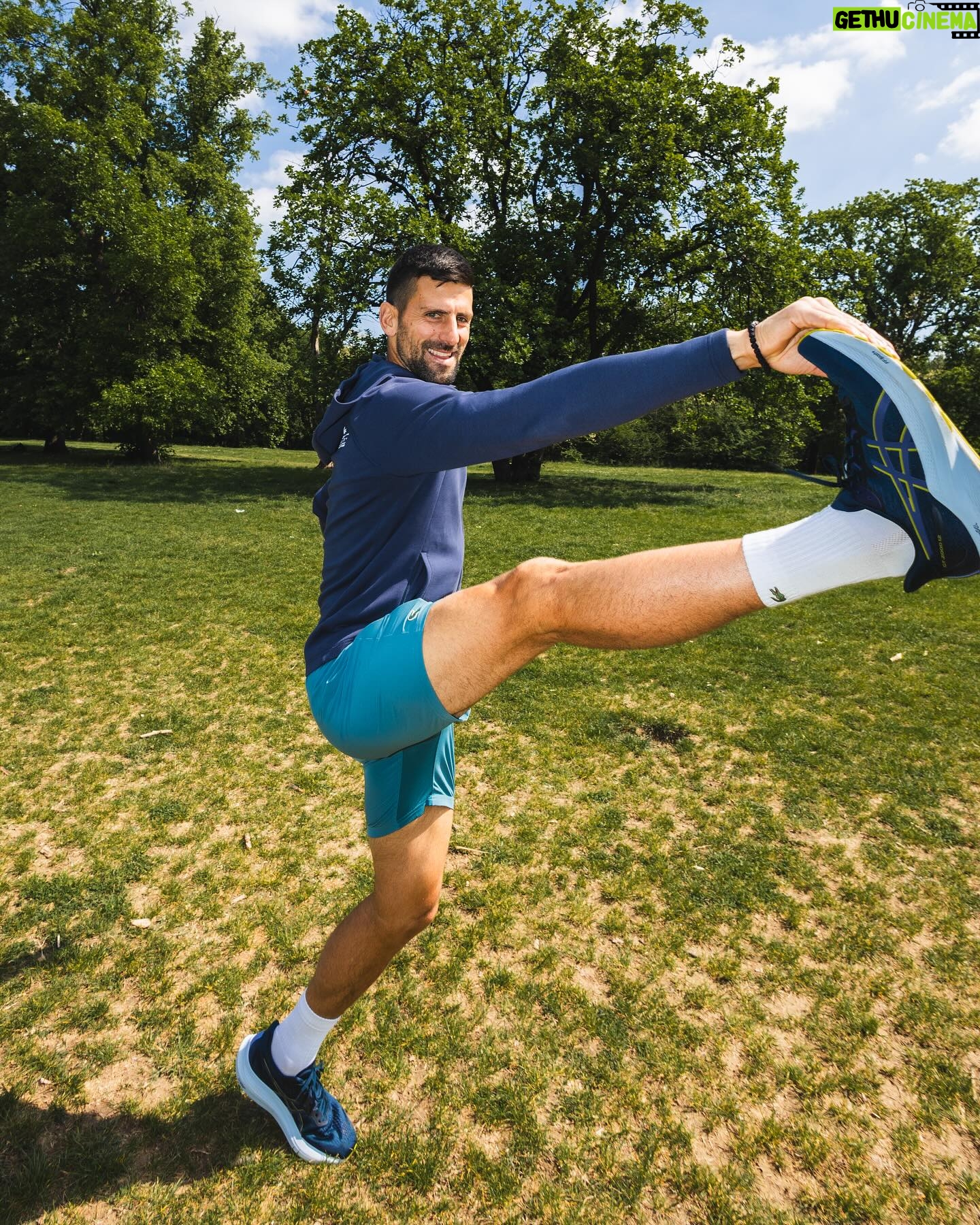 Novak Djokovic Instagram - I’m doing the #RunForReforestation 5k challenge. If they reach 75,000 completed challenges, ASICS will plant 75,000 trees. Let’s do this! #asicssustainability