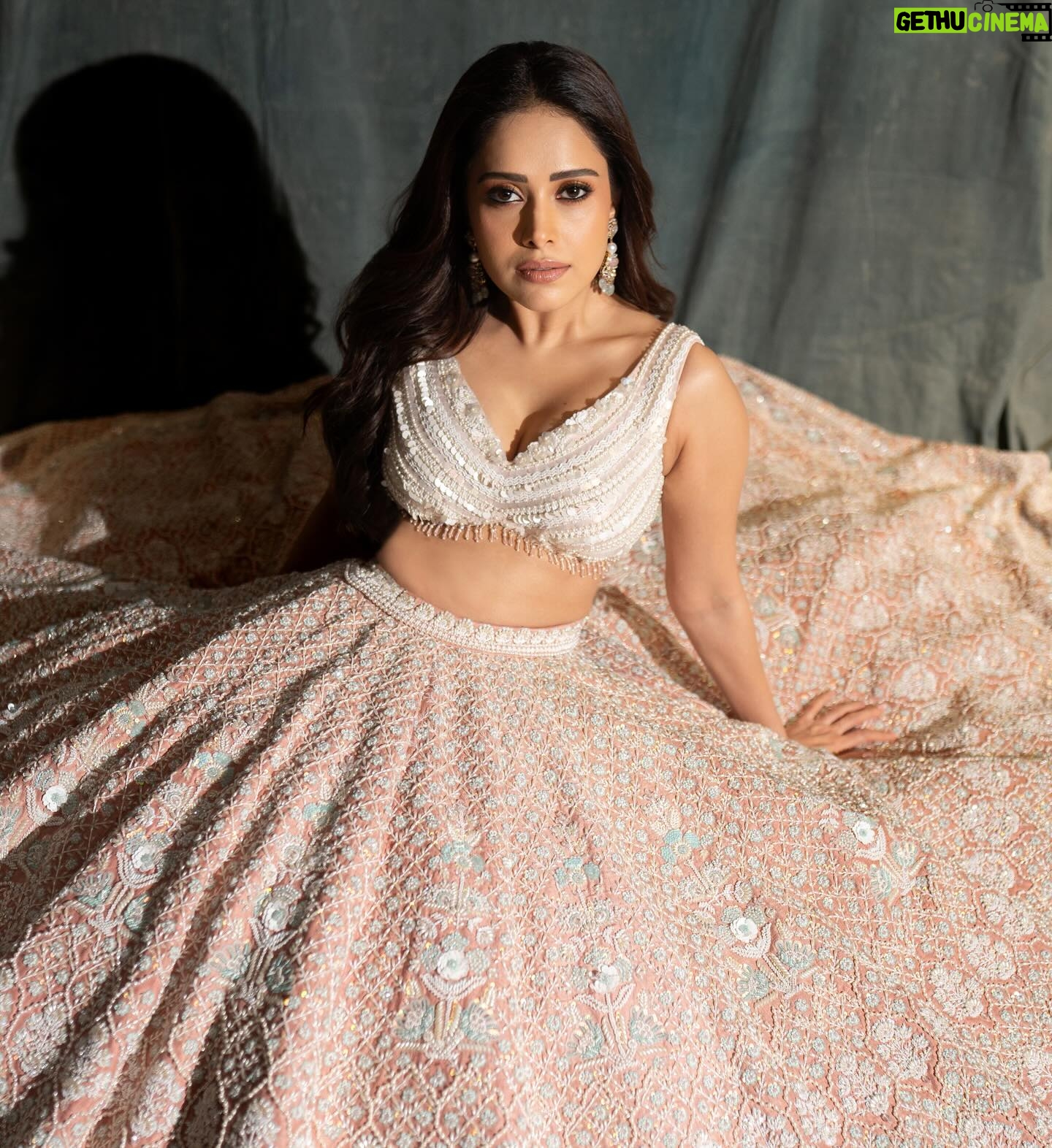 Nushrratt Bharuccha Instagram - 🤍 Styled by: @samidha.wangnoo Style team: @gaurii77 Outfit: @riantasofficial Jewellery: @mkjewels_india PR: @vblitzcommunications Makeup: @vardannayak Hair: @ashisbogi 📸: @miteshsphotography