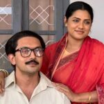 Nusrat Imroz Tisha Instagram - মাত্র দেশে আসলাম! ফোন অন করে সবার এতো এতো ম্যাসেজ দেখে মন ভরে গেল। আমার অভিনয় যদি আপনাদের এতোটুকুও ইমোশনাল করে থাকে তাহলে আমি কৃতজ্ঞ। ছবিটা করার সময় অনেক পরিশ্রম করতে হয়েছে সবাইকে! আমরা এই পরিশ্রমটা করি আপনাদের কাছ থেকে এই প্রতিক্রিয়া পাওয়ার জন্য! শ্যাম বেনেগাল পরিচালিত “মুজিব” চলছে আপনার কাছের হলে! সবাইকে দেখার আমন্ত্রণ! লাভ ইউ অল! #tisha #nusratimrosetisha #mujib #biopic #bangladesh #film