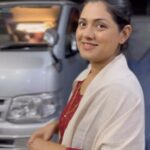 Nusrat Imroz Tisha Instagram - আমি একটা পাগল মানুষের সাথে সংসার করি 🤪 #tisha #nusratimrosetisha #imrose #somethinglikeanautobiography #chorki #shooting