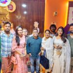 Nusrat Imroz Tisha Instagram - Watched the film MUJIB-Making of A Nation with friends. Thanks everyone. #tisha #nusratimrosetisha #imrose #mujibfilm #withfriends @mehazabien @mmkamalraz @rony_redoan @sabla.babla @priyo_adnan_bhai @shankha_das_gupta @rakafromdhaka