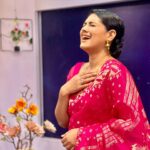Nusrat Imroz Tisha Instagram - Trying to get a perfect picture 🙈 #tisha #nusratimrosetisha #imrose #aparfectpicture #mondaymood