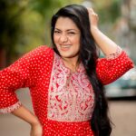 Nusrat Imroz Tisha Instagram - Happy Tuesday 🥰 PC: @zutons_snapshoot #tisha #nusratimrosetisha #imrose #tuesday #happy