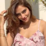 Nusrat Jahan Instagram - Kinda Resonates… 😉 #gratitudewithanatitude #trendingreels #trendingsong