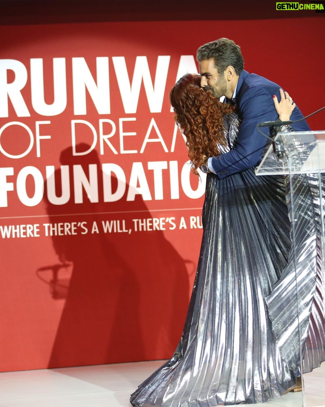 Nyle DiMarco Instagram - Tonight’s the night! The Runway of Dreams Global Premiere is tonight, Sunday at 7p ET. I hosted their “Fashion Revolution” as part of New York Fashion Week 2021. 60+ models rocked the runway in adaptive mainstream brand clothing to celebrate inclusion, applaud innovation, and feature people with disabilities on the runway. Register for free now via my link in bio, and head to @runwayofdreams for more! #RethinkTheRunway #RunwayofDreams #sponsored