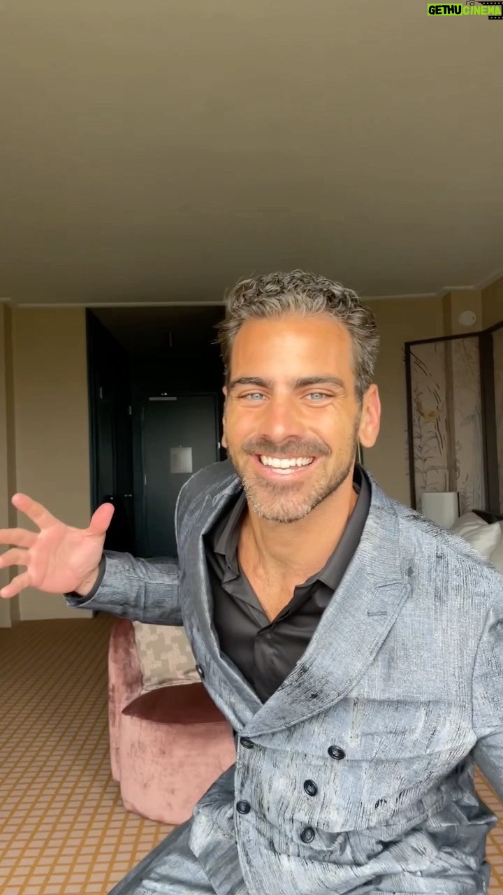 Nyle DiMarco Instagram - Presenting in @giorgioarmani for @glaad tonight! π€πΌπ