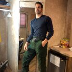 Nyle DiMarco Instagram - Quick selfie in my trailer before filming for @station19 as a Deaf Fireman! MY EPISODE IS TONIGHT!!!! TUNE IN ABC 9pm EST. DID YOU KNOW there are about 50 certified deaf firefighters in the United States?? That thought must seem impossible right...? Well watch tonight to find out! - #abc #abctv #station19 #shondaland #fireman