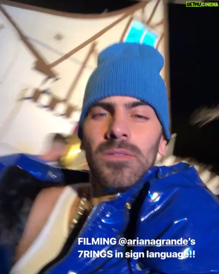 Nyle DiMarco - 171.8K Likes - Ariana dropped 7rings with captions, we dropped in SIGN LANGUAGE!!!!!! Video link in BIO!!! Y’all ain’t even readyyyyyyy!!!! (Come back and let me know your thoughts!!)
—
🎬 directed by @jakewil
⭐️ starring @nyledimarco
✨ with @constantinerousouli @dimsssum @donaldromain @jawhar_paulo @sachinbhatt @zach_graves
🎥 cinematography by @matt_tompkins
✂️ edited by @callaird
🧢 wardrobe stylist @vchillbruh
💁🏻♂️ hair @kylekrieger
💄 makeup @manthony783
✊ ASL translation by @nyledimarco
🕹 steadicam @g2arch
💡 gaffer @aokennison
🖌 titles by @felipemollica_
🖤 director asst @imajknight
📋 co-produced by @nyledimarco @unicornian 📋 produced by @columbia_tatone
.
💋 original video directed by @hannahluxdavis
🧵 puffer jacket by @bjames.la
💎 solo look by @michaelbrambila
Pics by @eclectic.nomad