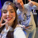Nyvi Estephan Instagram - Apresentando a nova geração de consoles da Playstation vestida como uma das minhas personagens favoritas: Ontem nós entramos pra história! Entre tantas coisas maravilhosas que fiz em minha carreira de todos esses anos pra cá, nunca imaginei fazer parte dessa virada de geração e apresentar a live de lançamento do Playstation 5 no Brasil. Eu ainda tô emocionada e vou lembrar de cada detalhezinho com muito amor! Obrigada @playstation_br , @tiagoleifert (que honra foi estar ao seu lado nessa empreitada), @art_entretenimento e toda a equipe maravilhosa que fez parte desse dia, e VOCÊS , as mais de 2 milhões de pessoas que assistiram e se emocionaram com a gente! Obrigada 🙏 . #ps5 #worknyvi #aloy