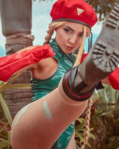 Nyvi Estephan Instagram - Simplesmeeeente um dos personagens que vcs mais pediram pra mim 😍 Saiu meu ensaio de Cammy do Street Fighter em nyvi.com.br/ensaios . Corre lá pra ver 🏃‍♀️ . Ainda vou soltar mais fotos e o video nesse mesmo link nos próximos dias 🫶 Fotos @samuelmelim Video @thiagojk Make @_brunaluizamakeup