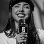 Nyvi Estephan Instagram - É com MUITA ALEGRIA que anuncio que serei apresentadora do #SixInvitational 2024, simplesmente o nosso PRIMEIRO MAJOR DE R6 NO BRASILLLL! E como uma boa filha à casa torna, me junto ao meu amado time de casters do @r6esportsbr pra esse momento tão emblemático pra história dos esports no Brasil e pro Rainbow Six!!! Segue alguns registros da minha história com esse jogo que eu tanto amo! Obrigada por contarem comigo nesse momento tão especial e quero agradecer demais à comunidade tão maravilhosa do jogo que tá me recebendo com tanto carinho mesmo após alguns anos longe desse jogo q eu tanto amo e que eu tive a honra de fazer parte deeeeesde os primórdios dos campeonatos profissionais e amadores 💙 o campeonato rola de 13 a 25 de fevereiro, vejo vocês nas finais presenciais em São Paulo! 😍🥳