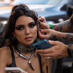 Nyvi Estephan Instagram – Na última o trem enganchou na minha orelha e eu perdi toda a pose de durona kakakaka registros de um dia muito divertido gravando um comercial para a @betboombr em comemoração ao Major de CS2 que tá começando o opening stage amanhã. Estarei apresentando nos canais da @btsbrasiltv , e certamente vai ser uma bagunça muito divertida igual fizemos no RMR. Espero vocês ❤️ – e o link pro video completo eu deixei nos stories 🫶