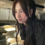 Oh Ha-young Instagram - 리본머리 낯선데 꽤 좋다..?🫣🎀