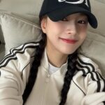 Oh Ha-young Instagram – 빵 근황.zip

✔️대망의 new 풋살화
✔️그외 등등