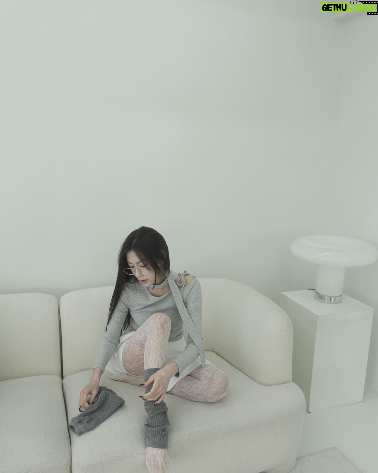 Oh Ha-young - 49.1K Likes - Like a ballerina🩰