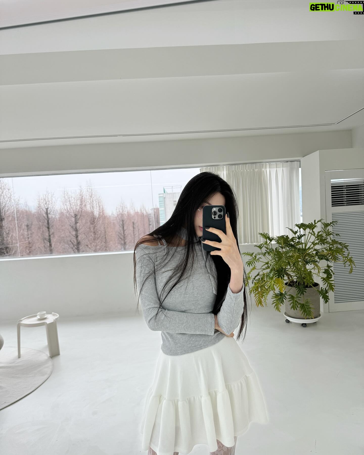 Oh Ha-young - 49.1K Likes - Like a ballerina🩰
