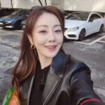 Oh Na-ra Instagram – 드디어 오늘 그날이 왔습니다.
#tvn 예능 #아파트404 
저도 궁금해서 미치겠어요~~~~~~~~
저녁 #8시40분 에 만나요🤗
