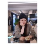 Oh Na-ra Instagram – 아까 연남동 갔었지