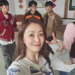 Oh Na-ra Instagram - 젠득이는 어디갔어🤫 이번엔 1999년도 핑클 컨셉 #아파트404 #3회 #8시40분 #tvn 에서 만나자🤗