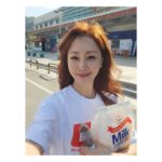 Oh Na-ra Instagram - 촬영도 잘 끝내고, 휴게소에서 득템하고, 달달한 아이스 먹음서 천천히 집에 돌아오는길. #춘천날씨는맑음🌞