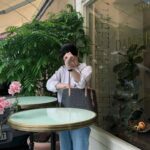 Oh Yeon-seo Instagram - 요즘 내가 좋아하는 조합 루이까또즈의 새로운 모노그램 라인 르퐁콜랙션과 함께 데일리룩 완성! 클래식하면서도 데일리로 들기 좋아요❤️ #광고 #louisquatorze #루이까또즈 #르퐁콜렉션 #쇼퍼백