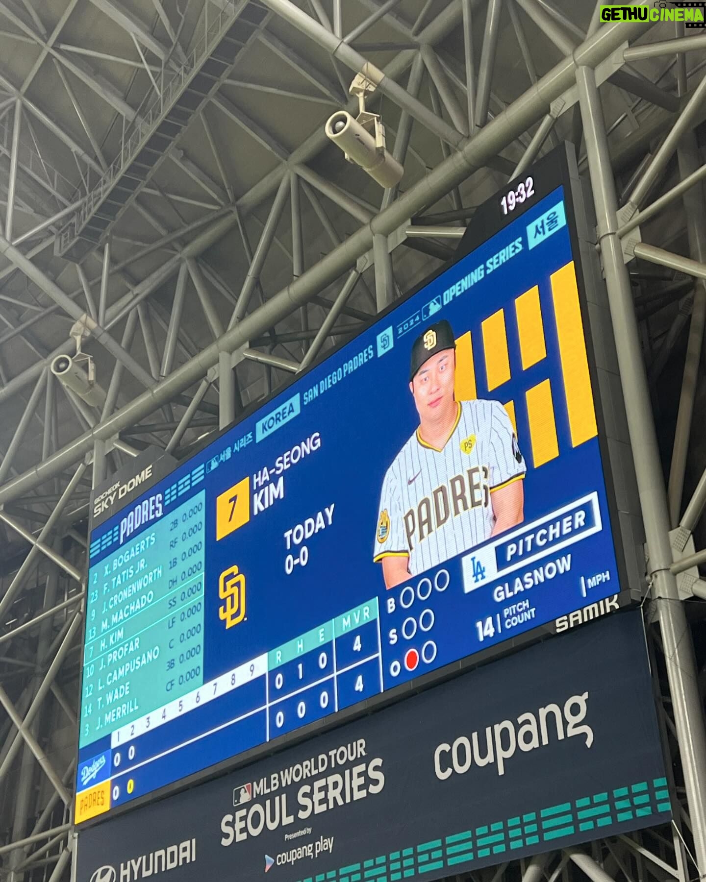 Ok Taec-yeon Instagram - MLB World Tour Seoul Series Thank you @visitcaliforniakorea @discoverla @visitsandiego #캘리포니아관광청 #모두의놀이터