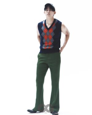 Ok Taec-yeon Instagram - GQ Korea 

photo @_kimcham 
Hair&Makeup @shewas10 
Stylist @hanugi00