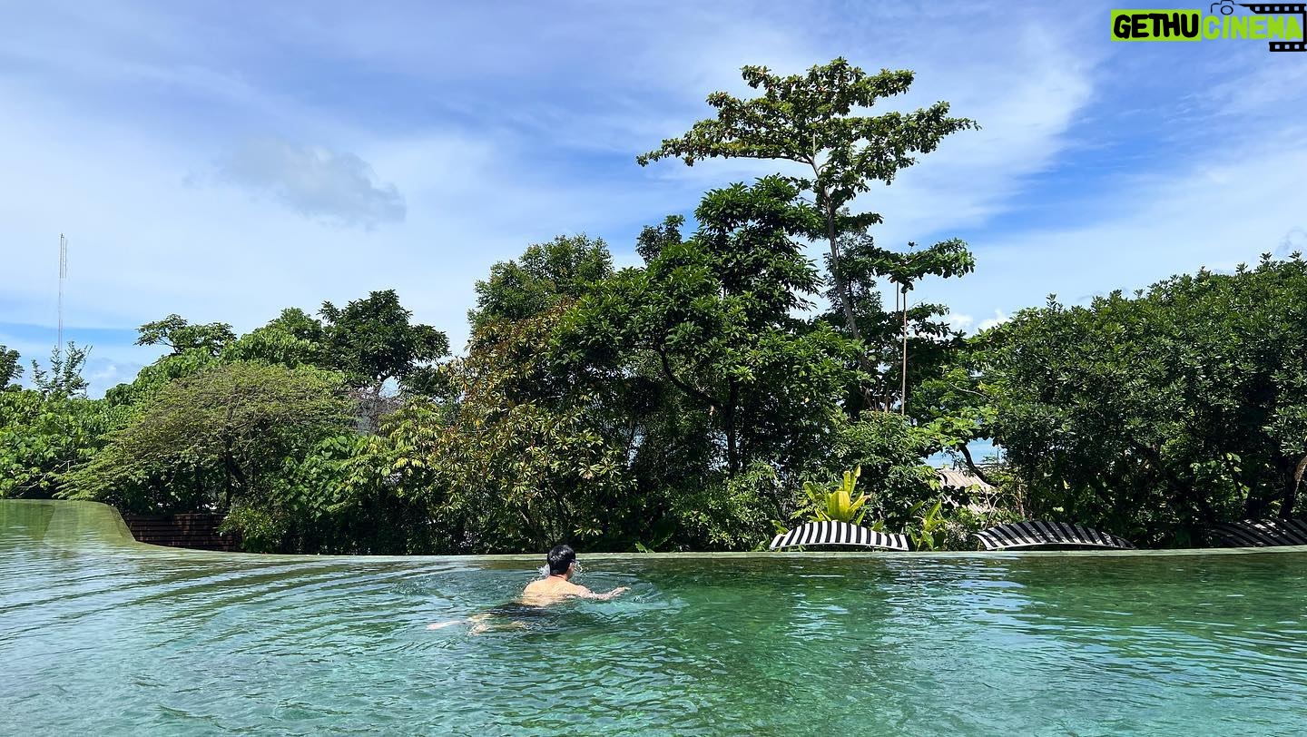 Ok Taec-yeon Instagram - 인생에서 최고 휴양지 푸켓 닉쿤씨 사랑해요 @khunsta0624 #sripanwa #phuket