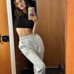 Oka Giner Instagram - Ahorita vengo voy a hacerle la vida de cuadritos a los personajes de #unasencillafamiliacomplicada 💋 Sobre todo al de @soymarisoldelolmo