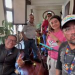 Oka Giner Instagram - Gracias al universo y a @gisellegonzalezproduccion que me puso en este viaje junto a pura gente bien pinche talentosa. Mi viaje en los últimos 5 meses estuvo lleno de risas, aventuras y mucha complicidad. Todos y cada uno de ellos ahora viven en un lugar muy especial en mi corazón ❤️. No puedo sentirme más feliz, plena y orgullosa de lo que construimos ✨🌊🐚 HASTA PRONTO FAMILIA ✨