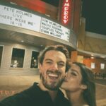 Oka Giner Instagram - #soldout #houston #improv🔥🔥🔥 Aquí acostumbrándome a que es el mejor comediante del mundo @nachored So proud de mi bichito ♥️
