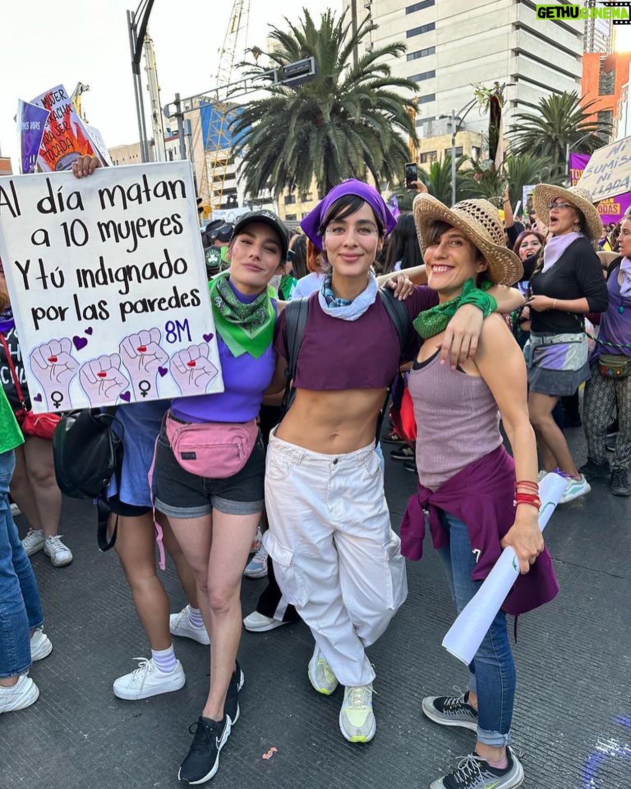 Oka Giner - 66.3K Likes - 💜💜💜💜💜💜💜💜💜💜💜💜
Calladitas no nos vemos.
#8M