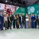 Oksana Fyodorova Instagram - Друзья, в памятный для нашей культуры день – День рождения  Петра Ильича Чайковского мы представили премьеру фильма «Петербург Шаляпина и Рахманинова» - на выставке-форуме Россия.   Петербург – особенный город для многих классиков Римский-Корсаков, Мусоргский, Глинка, Пушкин - юбилеи которых мы празднуем в этом году,  основную часть жизни провели именно в Петербурге и здесь создали свои самые знаковые произведения. И Петр Ильич Чайковский начал свое музыкальное образование именно в северной столице, хотя она была к нему сурова. Также как к Шаляпину и Рахманинову, которым не удалось с первого раза покорить этот суровый северный город. И я  уверена, что посмотрев этот фильм- путешествие, вы откроете для себя Петербург с новой стороны. #россия#вднх#шаляпин#Рахманинов#санктпетербург