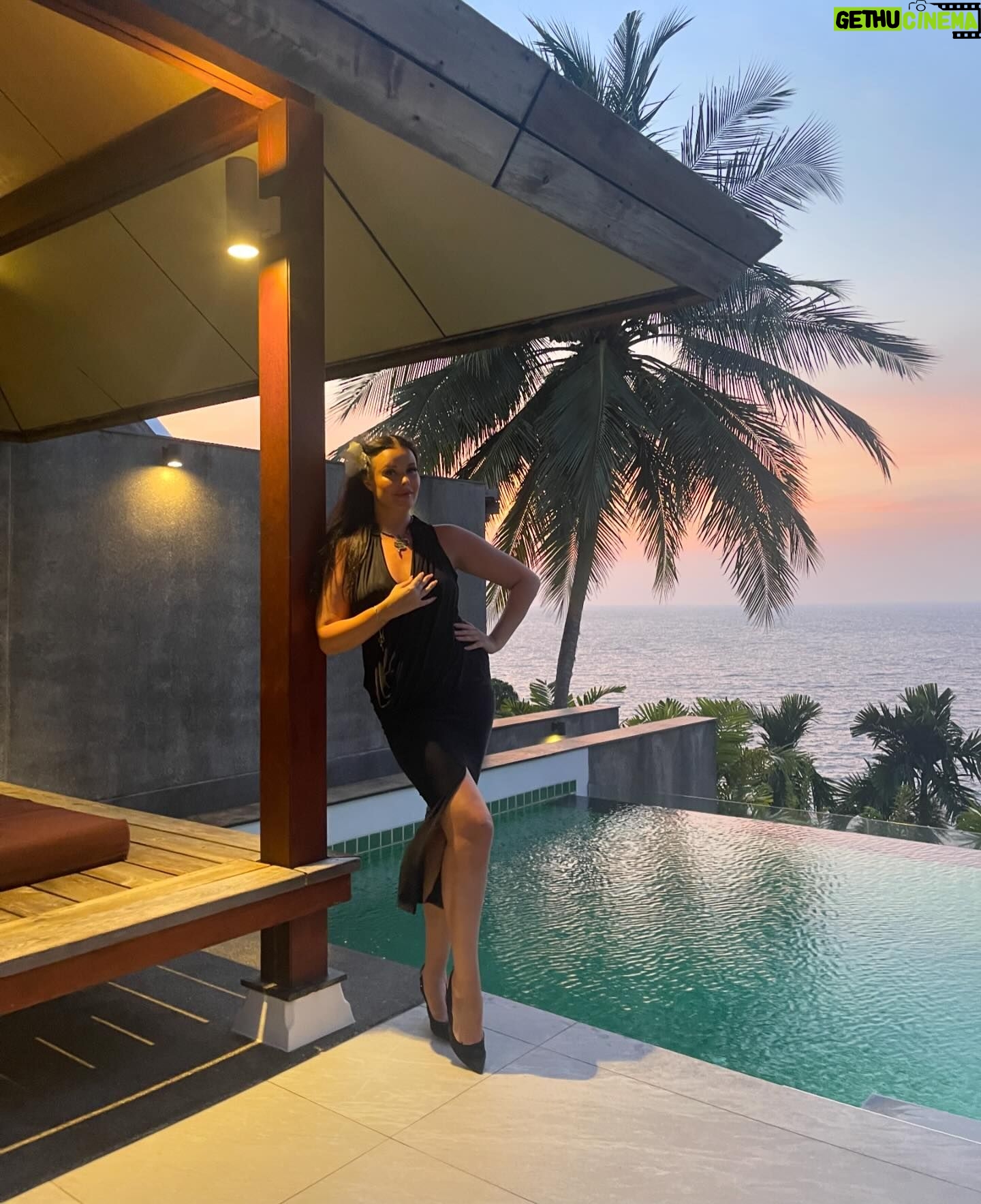 Oksana Fyodorova Instagram - @thesunsecretcollection